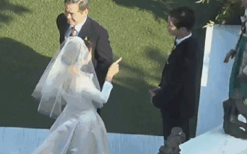 7ef66a49f93c46a19e8d15434a24dd3e.gif